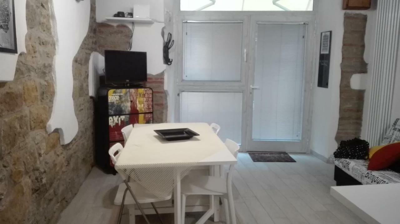 "Via Cavour 81" Apartment Arezzo Exterior photo